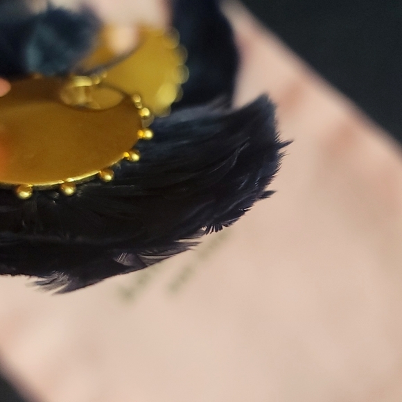 Authentic Kate Spade In Full Feather Hoops - Picture 5 of 7